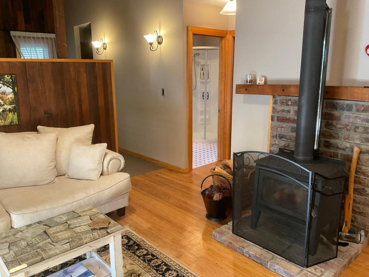 Real Romance Cottage Hanmer Springs Exteriör bild