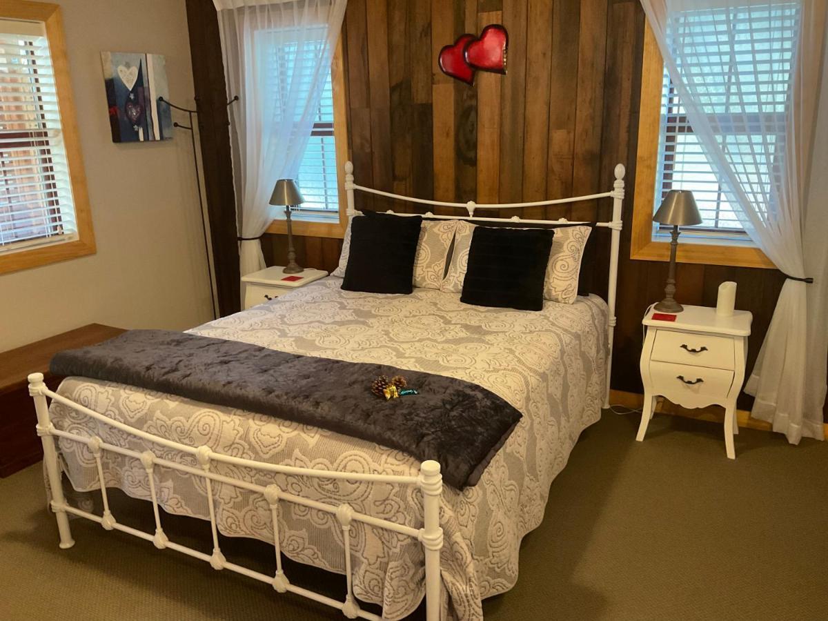 Real Romance Cottage Hanmer Springs Exteriör bild